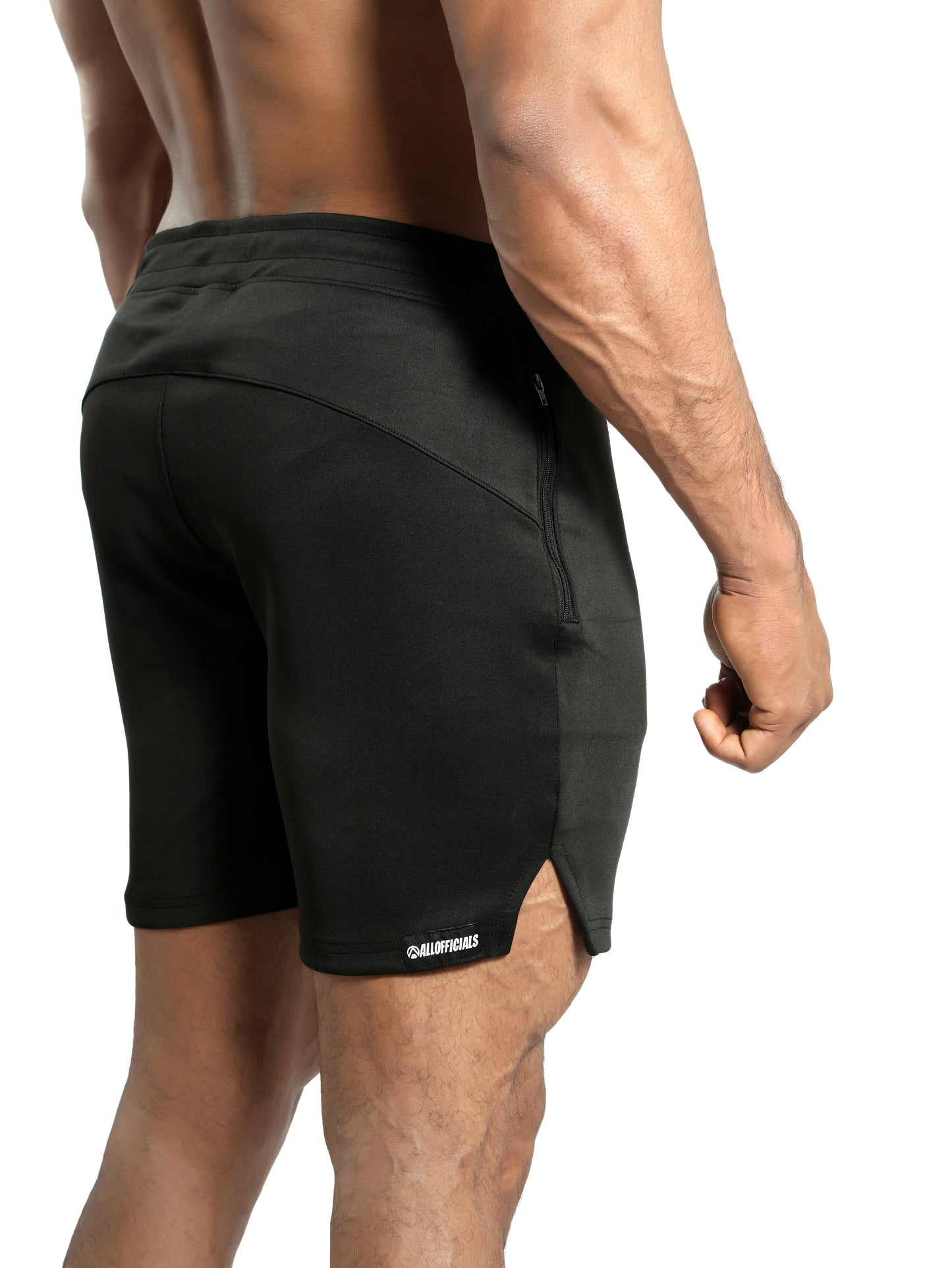 Signature Shorts 6”