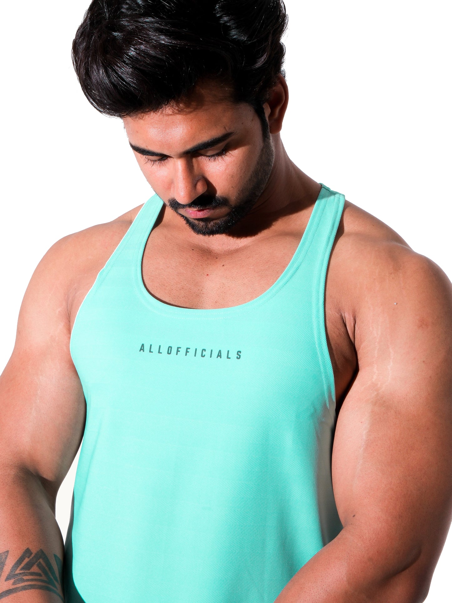 Twill Stringer Aqua chest