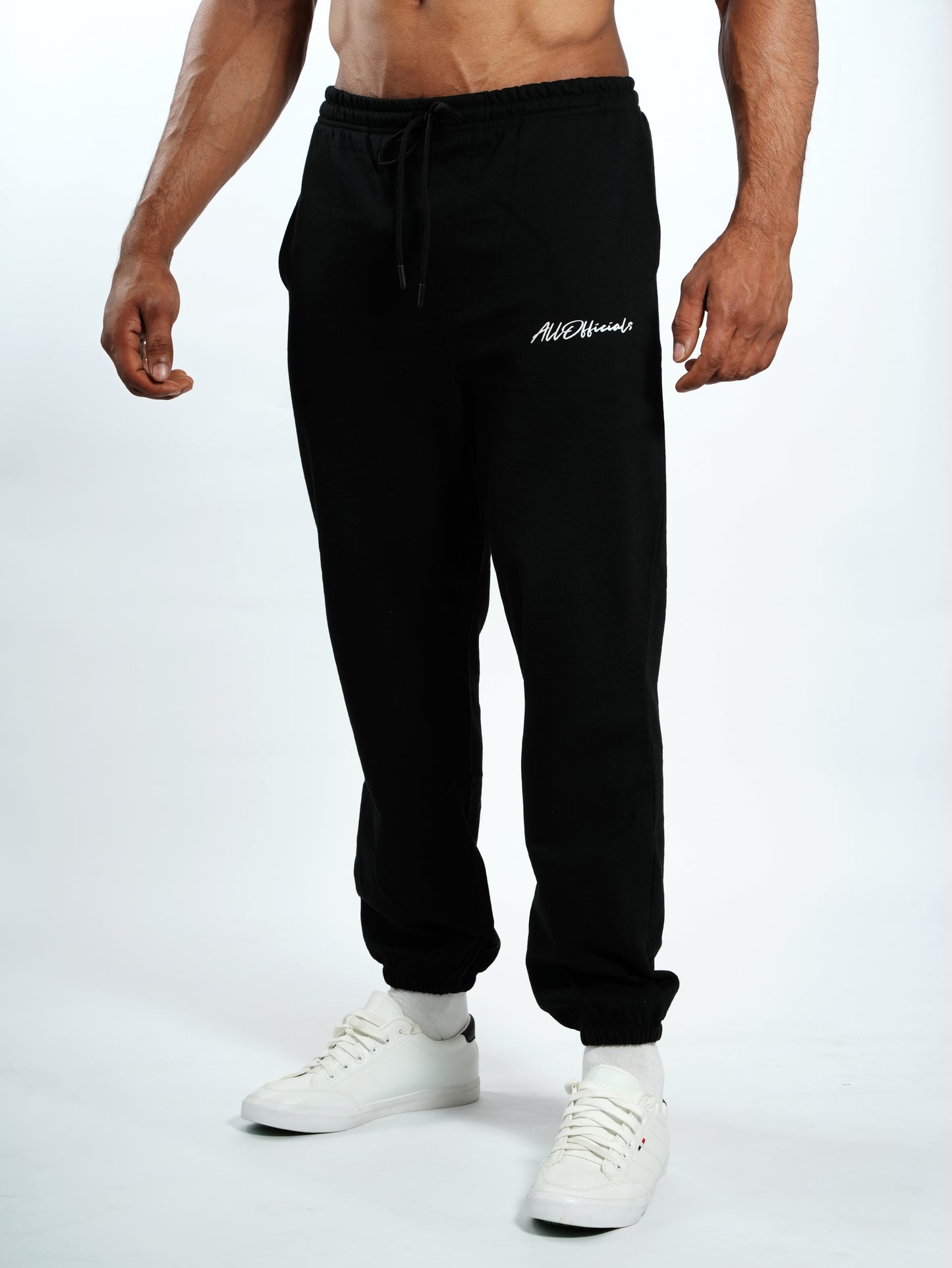 Unisex Signature Oversize Tapered Joggers Black