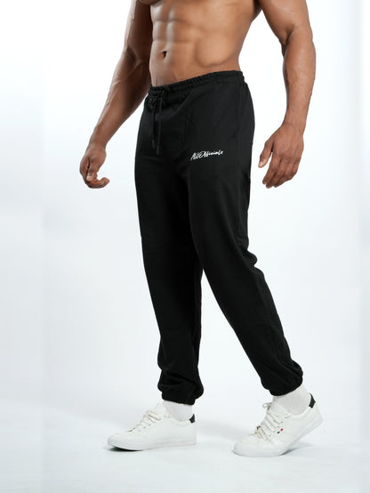 Unisex Signature Oversize Tapered Joggers Black