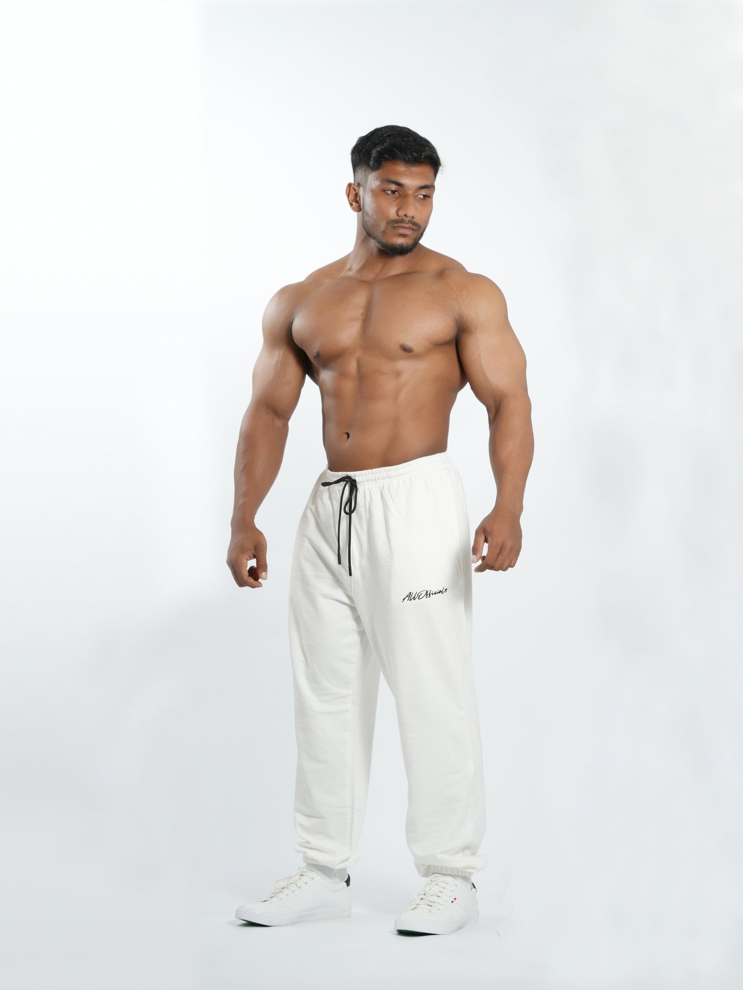 Signature Oversize Tapered Joggers Off White Front view