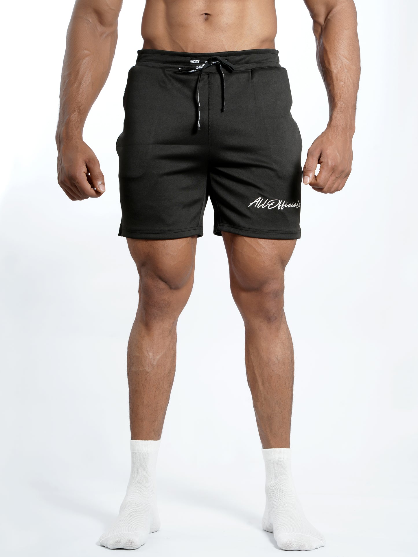 Signature Shorts 6”