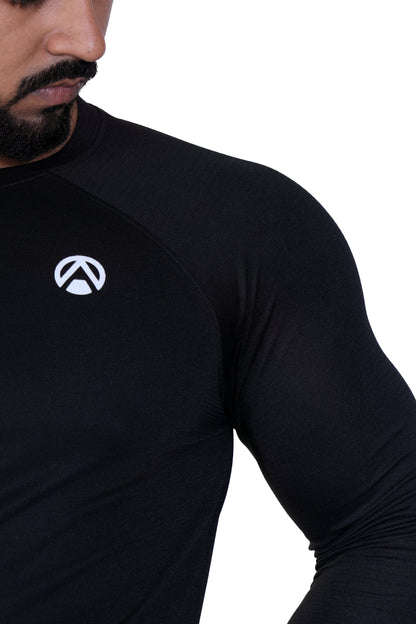 Ultra Light Tee Full Sleeve Black close view