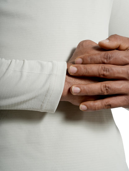 Ultra Light Tee Full Sleeve Light Grey close view