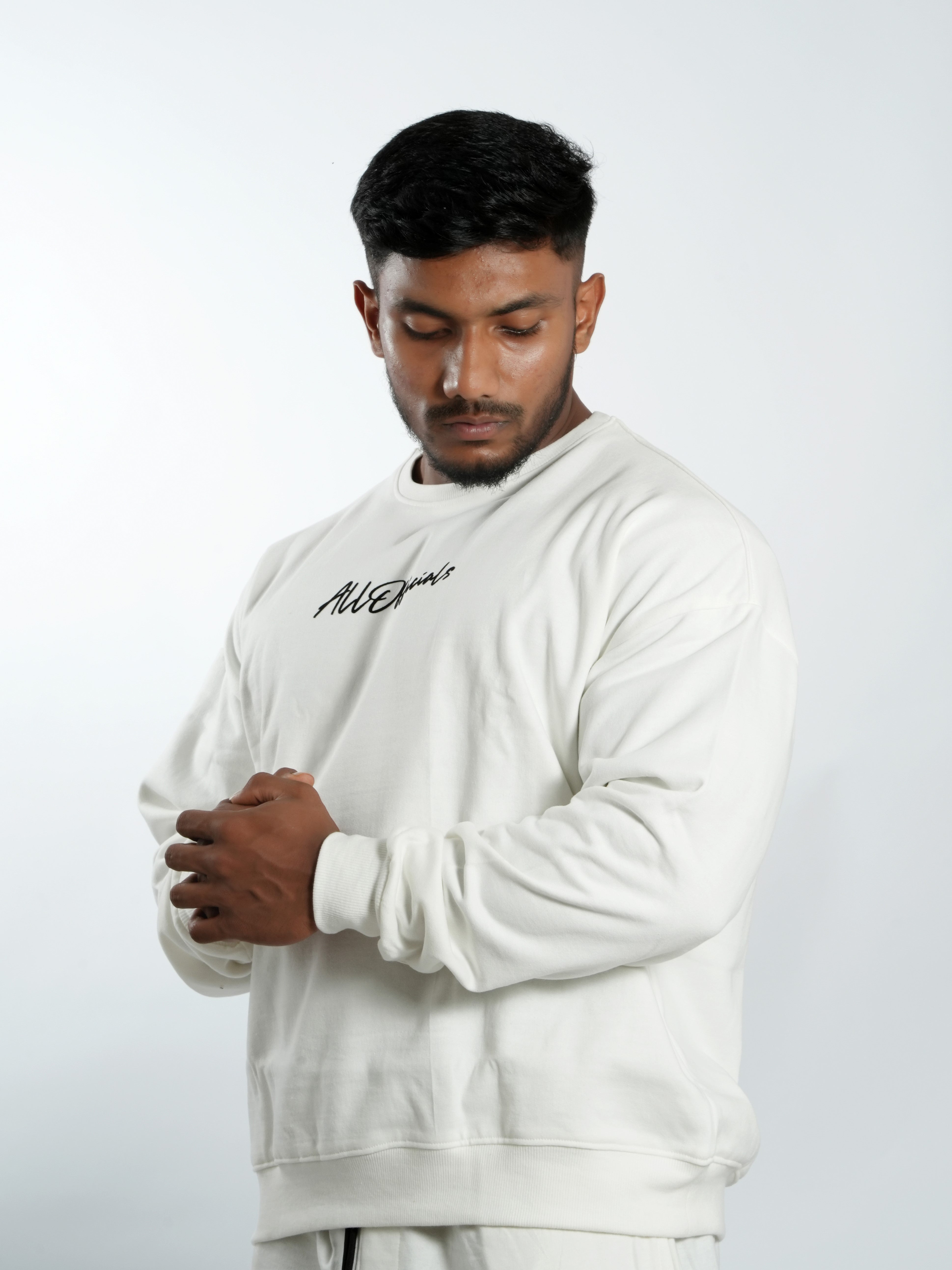 Unisex Signature Oversized Sweatshirt Off-White – ALLOFFICIALS